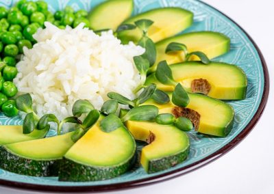 Natuhuerto Arroz con vegetales y microgreens de girasol